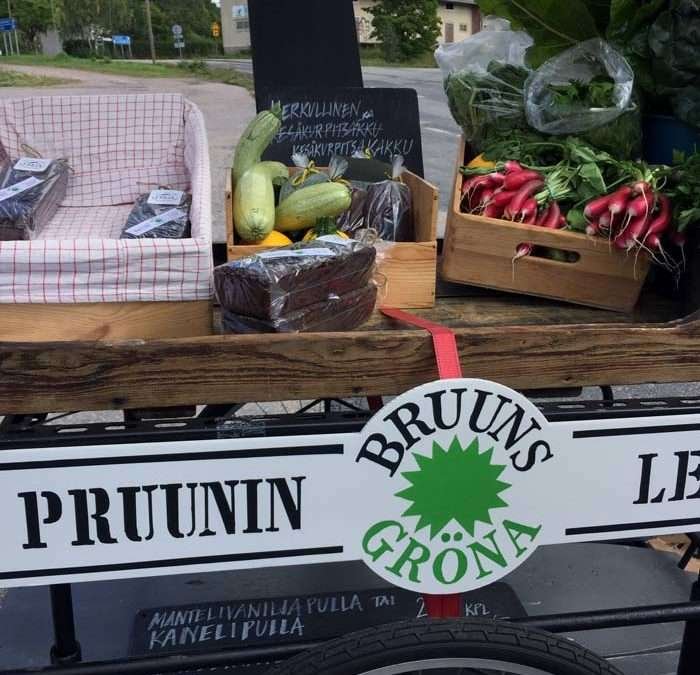 Puutarhuri Titti Bruun ja omannäköinen ura Perniössä